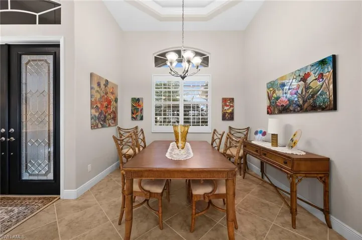Great space in the dining room for family meals