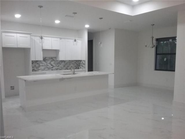 1107  Michael  AVE, LEHIGH ACRES, FL 33936