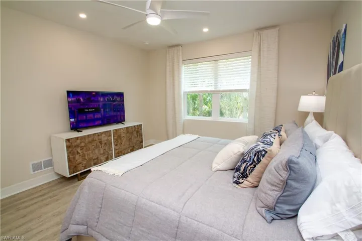 268  Indies Dr  , Naples, FL 34114