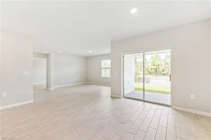 9016 Lawn Ct, Labelle, Florida 33935