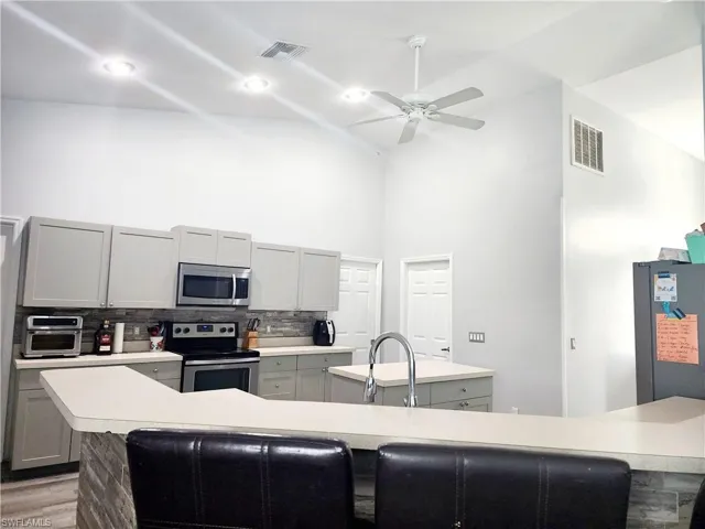 37 Nw 1st Way, Cape Coral Fl 33993