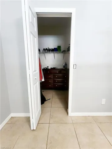 37 Nw 1st Way, Cape Coral Fl 33993