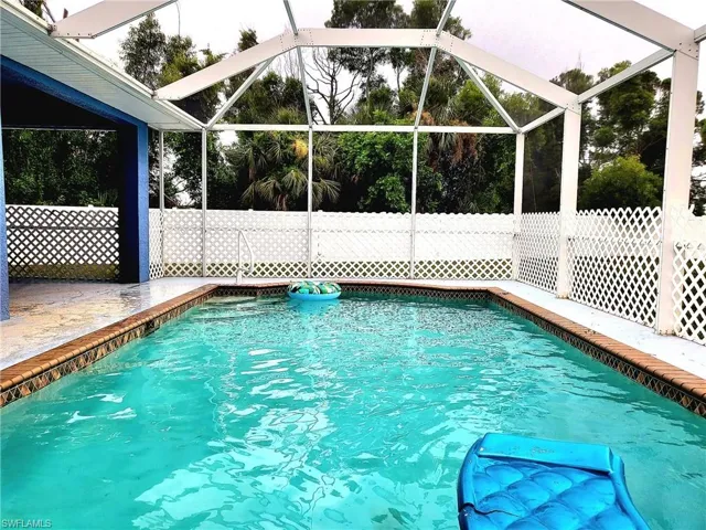 37 Nw 1st Way, Cape Coral Fl 33993