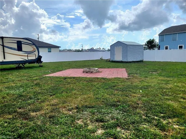 37 Nw 1st Way, Cape Coral Fl 33993