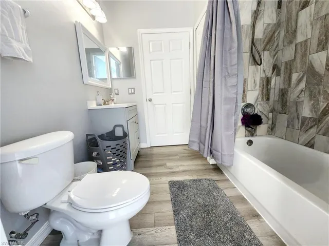 37 Nw 1st Way, Cape Coral Fl 33993
