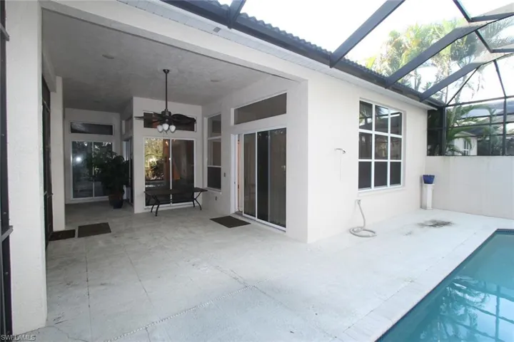 8526  Pepper Tree  WAY, Naples, FL 34114