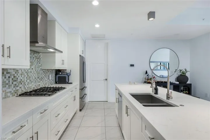 1135 3rd Ave S 303, Naples, Florida 34102