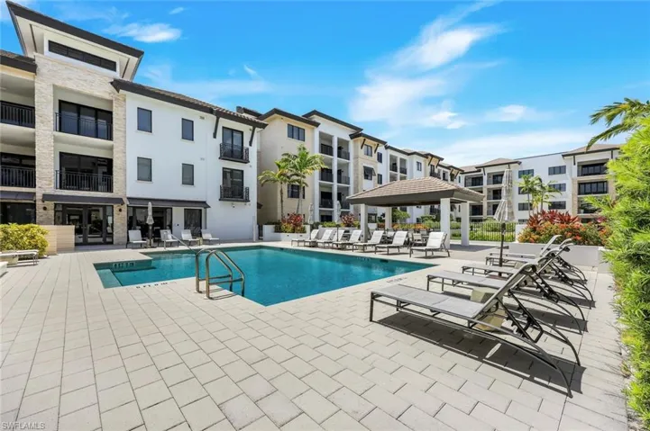 1135 3rd Ave S 303, Naples, Florida 34102