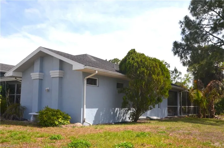 5005  28th SW ST, Lehigh Acres, FL 33973