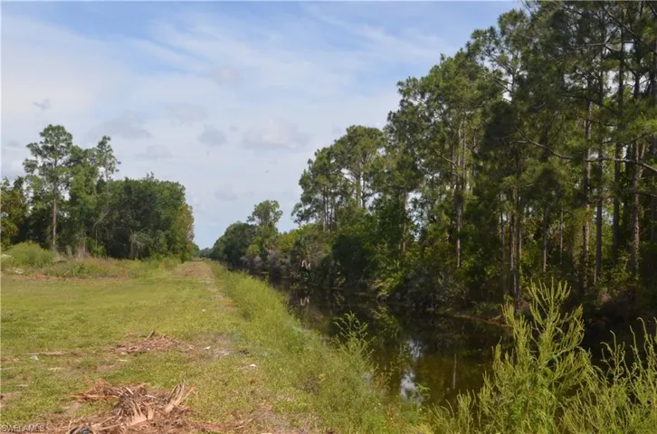 5005  28th SW ST, Lehigh Acres, FL 33973