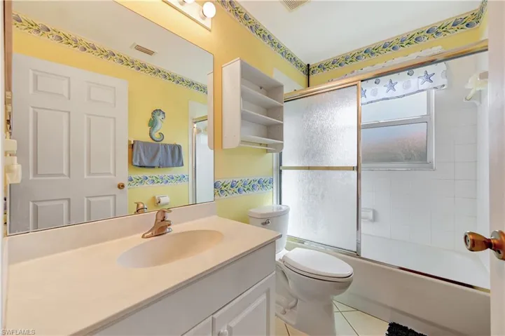 6890 Huntington Lakes Cir 201, Naples, Florida 34119