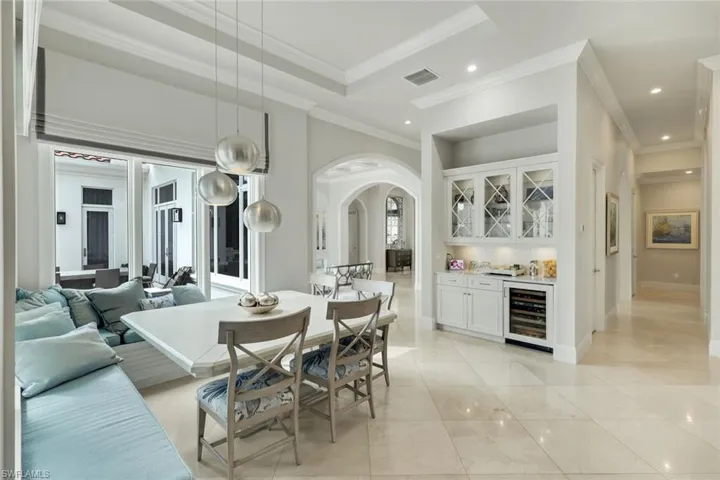 2558 Escada Ct, Naples, Florida 34109