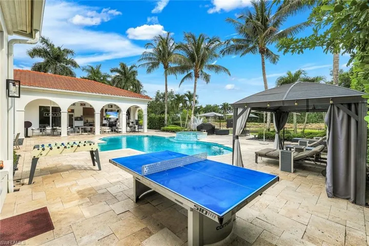 2558 Escada Ct, Naples, Florida 34109