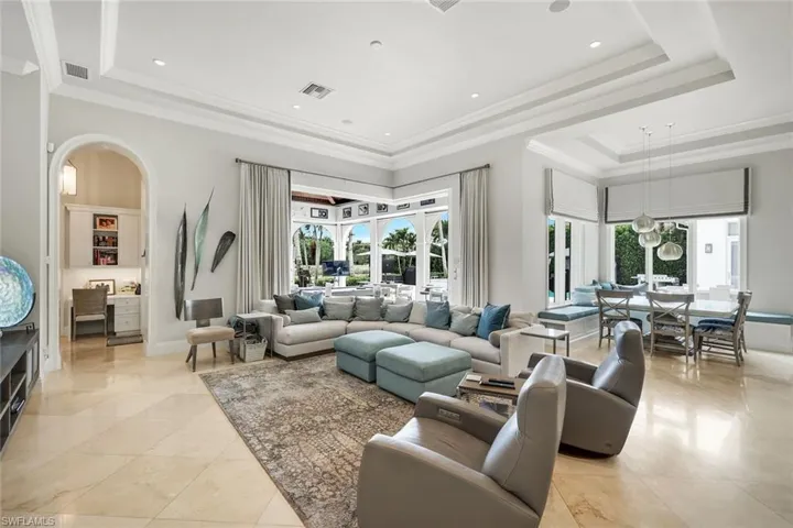 2558 Escada Ct, Naples, Florida 34109