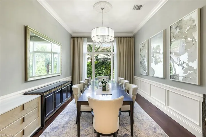 2558 Escada Ct, Naples, Florida 34109