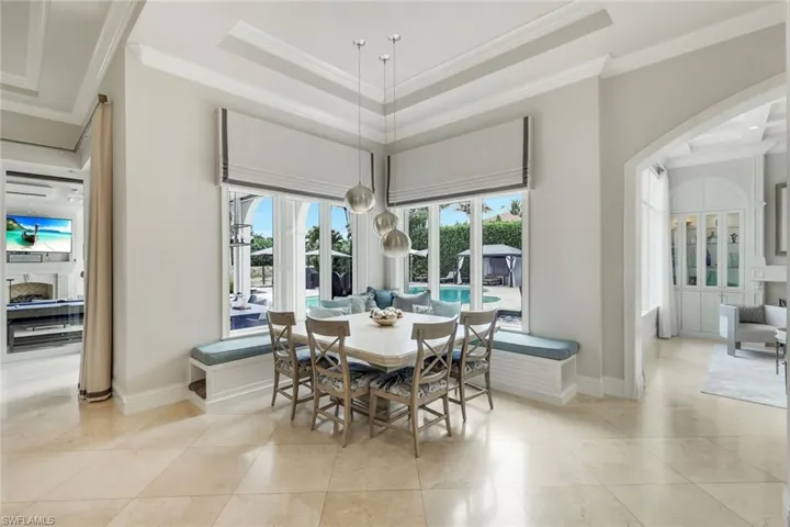 2558 Escada Ct, Naples, Florida 34109