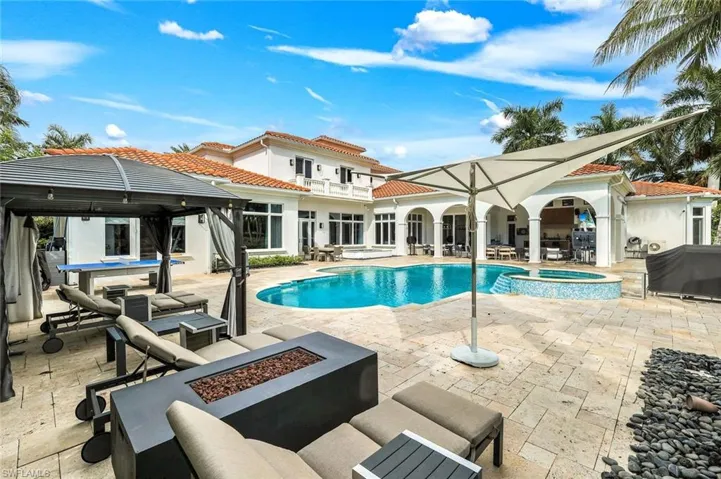 2558 Escada Ct, Naples, Florida 34109