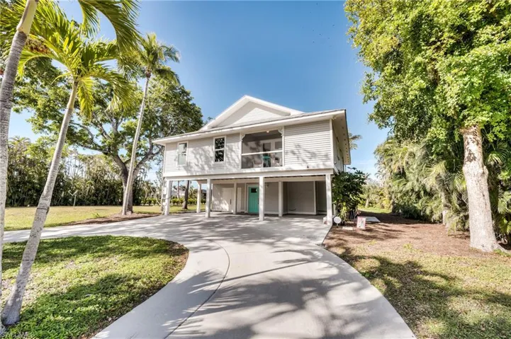 13450 Coral Dr, Fort Myers Fl 33908