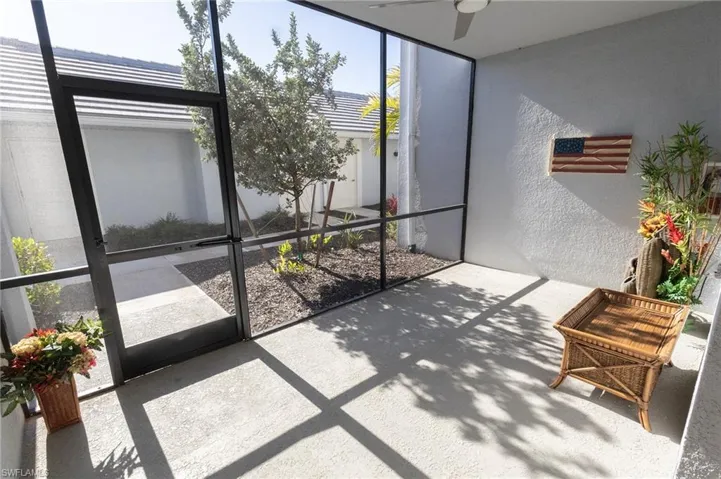 Front Lanai