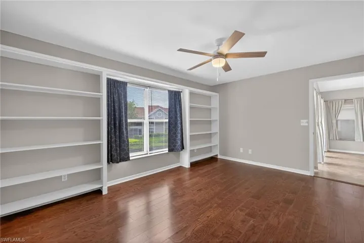 9836 Luna Cir F-204, Naples, Florida 34109