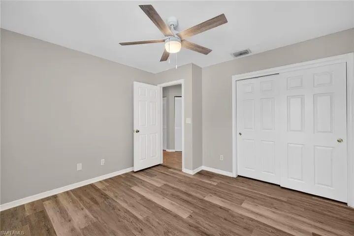 9836 Luna Cir F-204, Naples, Florida 34109