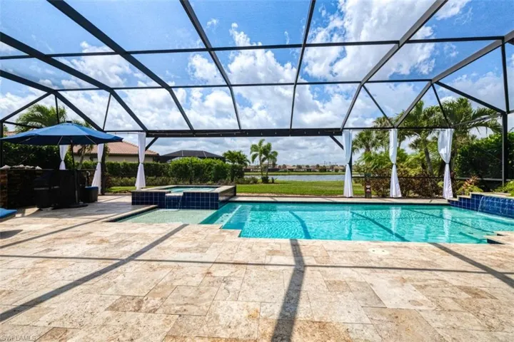 Pool Lake View