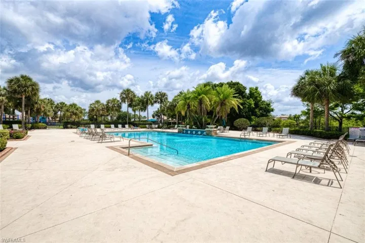 Hampton Park Community Pool