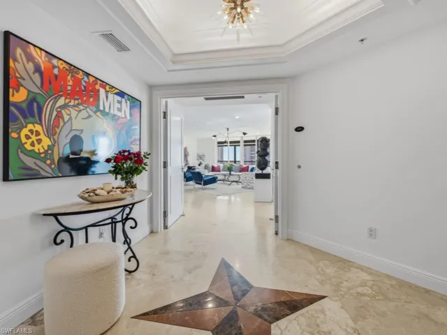 703 Entry Foyer