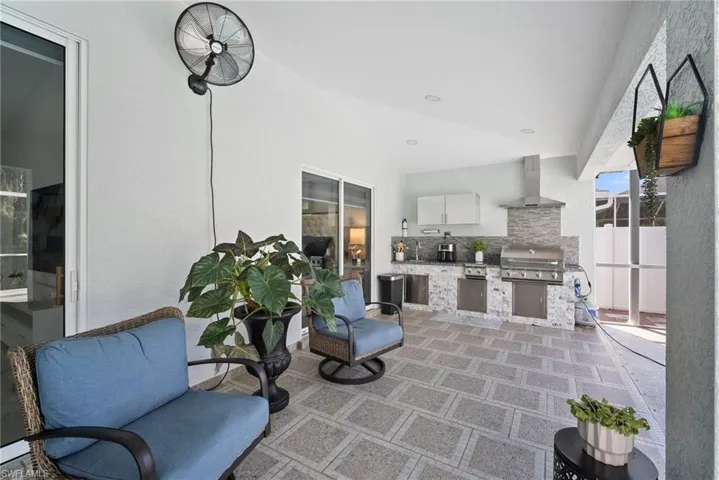 View of patio / terrace with an outdoor kitchen