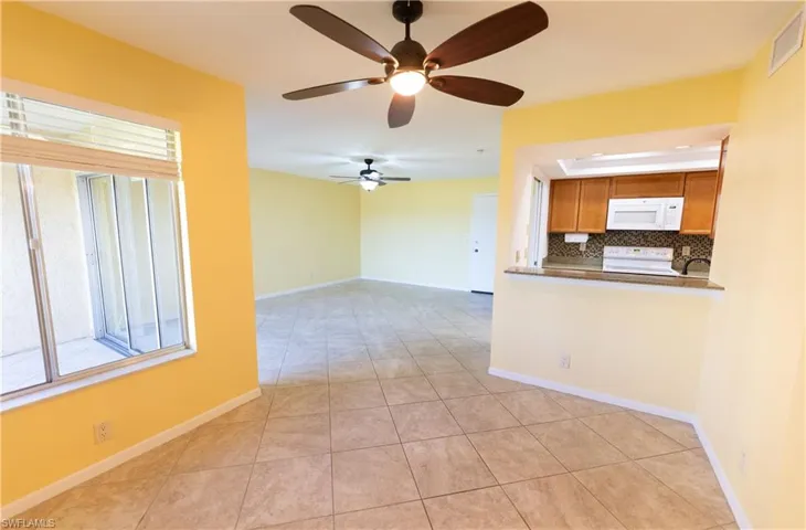 Seperate Dining Nook with side bar to kitchen