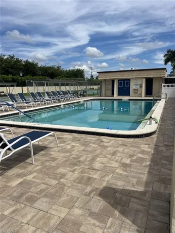 Community pool