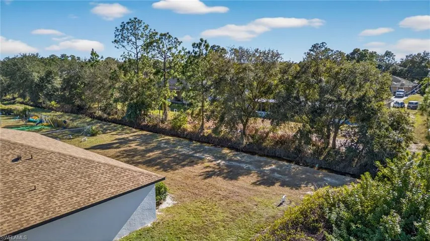 Private large Backyard