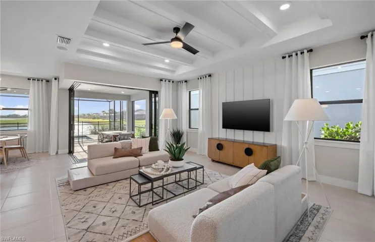 Interior photos are of a staged model home. Illustration purposes only. Options may vary.