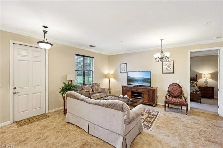9064 Capistrano St N 5004, Naples, Florida 34113