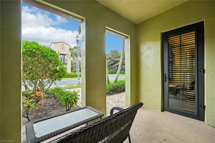 9064 Capistrano St N 5004, Naples, Florida 34113