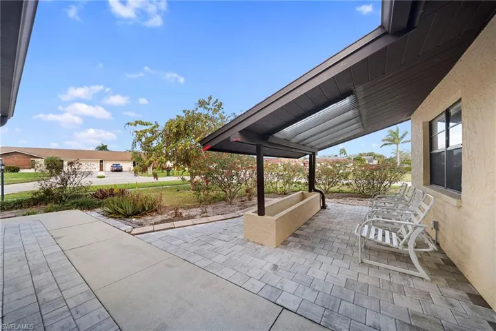 4779  lakewood  BLVD, Naples, FL 34112
