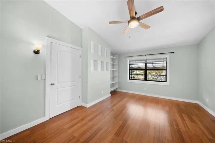 4779  lakewood  BLVD, Naples, FL 34112