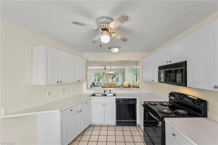196  Belina  DR, Naples, FL 34104