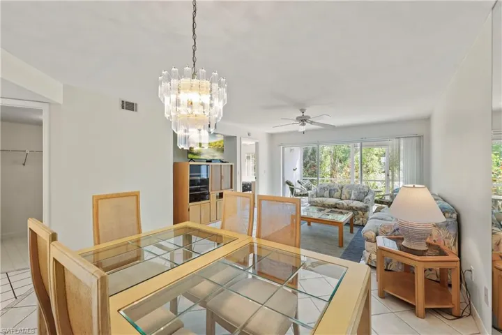 196  Belina  DR, Naples, FL 34104