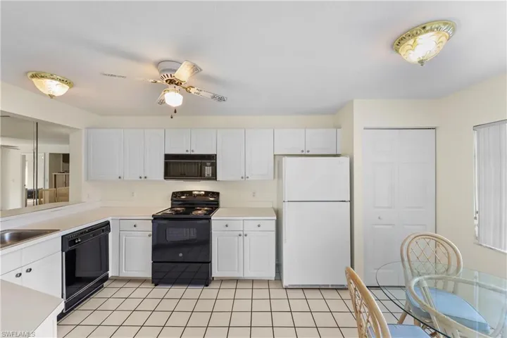 196  Belina  DR, Naples, FL 34104