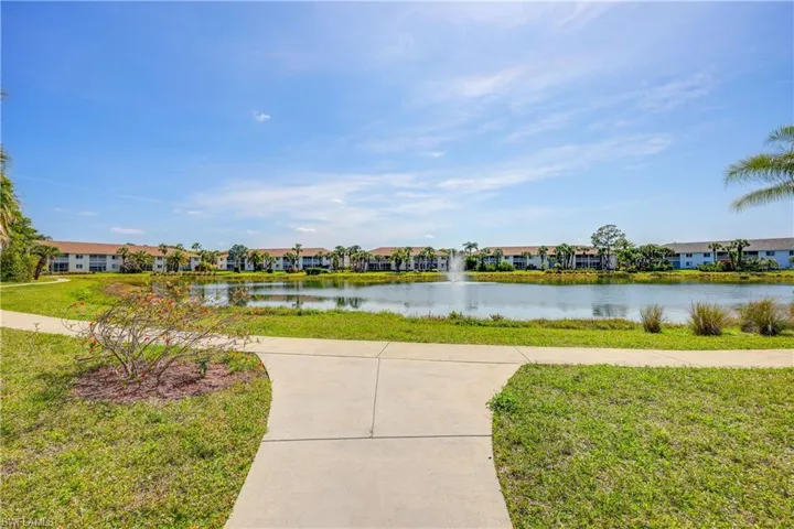 196  Belina  DR, Naples, FL 34104