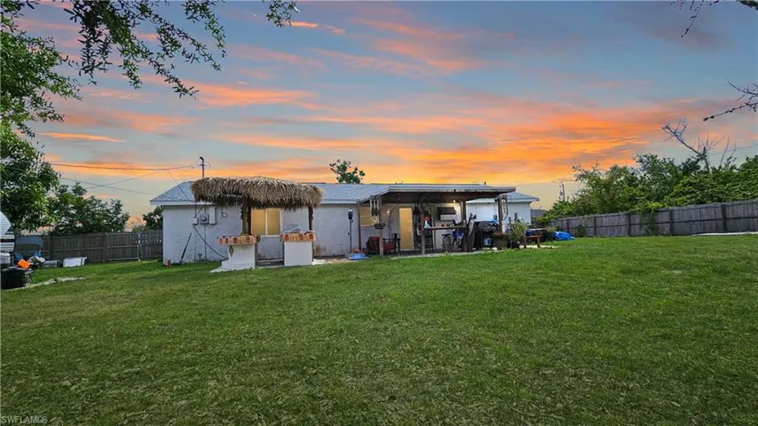 2319 NE 26th ST, CAPE CORAL FL 33909