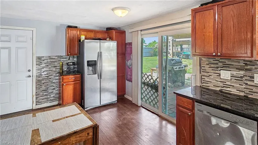 2319 NE 26th ST, CAPE CORAL FL 33909