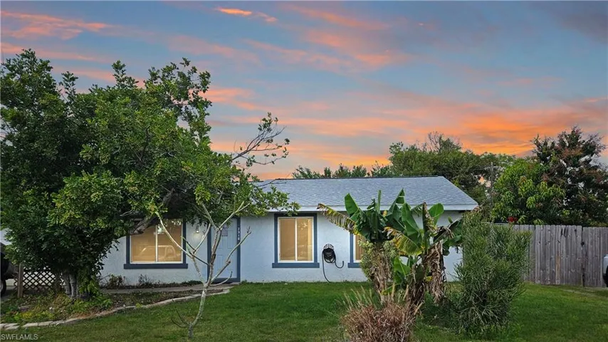 2319 NE 26th ST, CAPE CORAL FL 33909