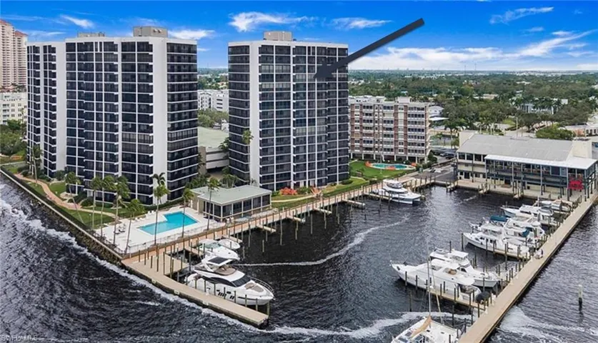 1920  Virginia  AVE, Fort Myers, FL 33901