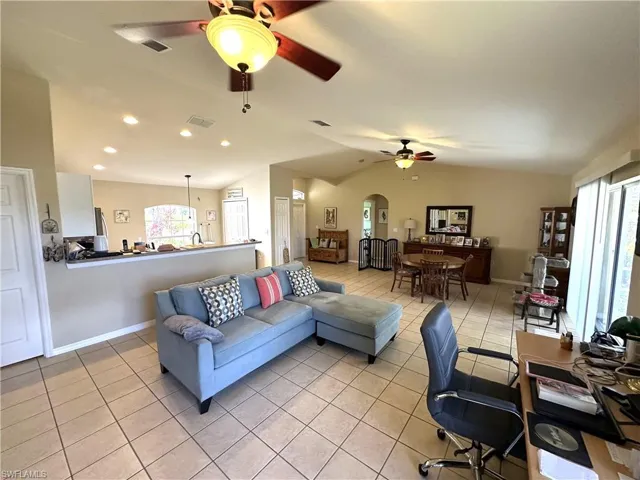 384  Charwood S AVE, Lehigh Acres, FL 33974