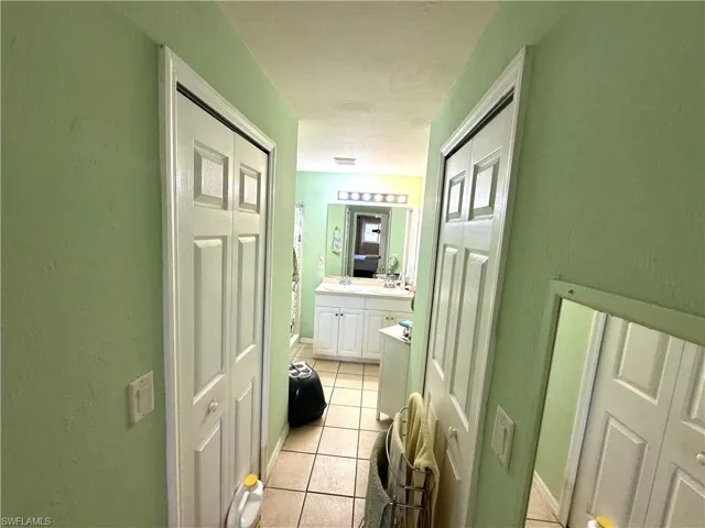 384  Charwood S AVE, Lehigh Acres, FL 33974