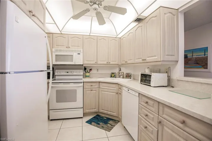 260 Seaview Ct 1609, Marco Island, Florida 34145