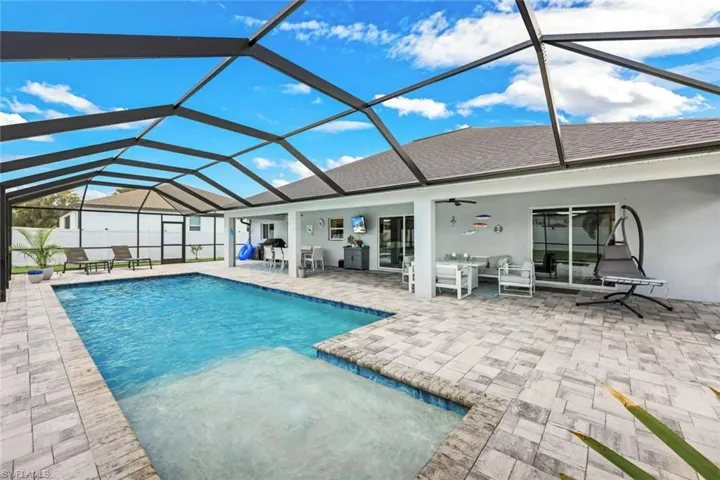 2118 Sw 12th Ter, Cape Coral, Florida 33991