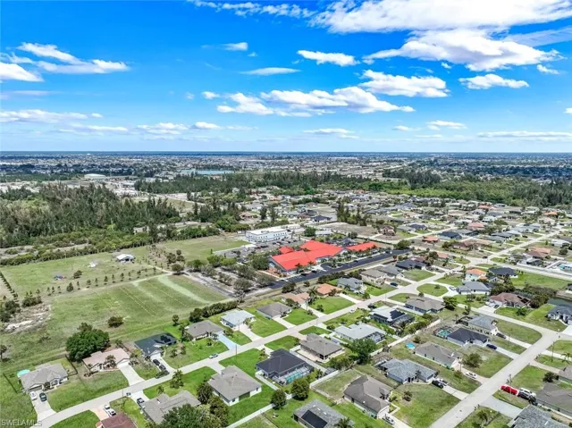2118 Sw 12th Ter, Cape Coral, Florida 33991